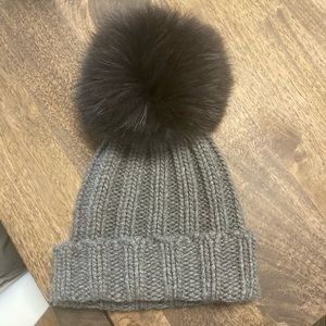 Inverni Cashmere Fur Pom Pom knit had grey
